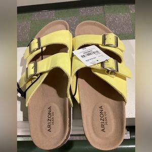 Arizona Jeans Slip on Sandals Size : 10M